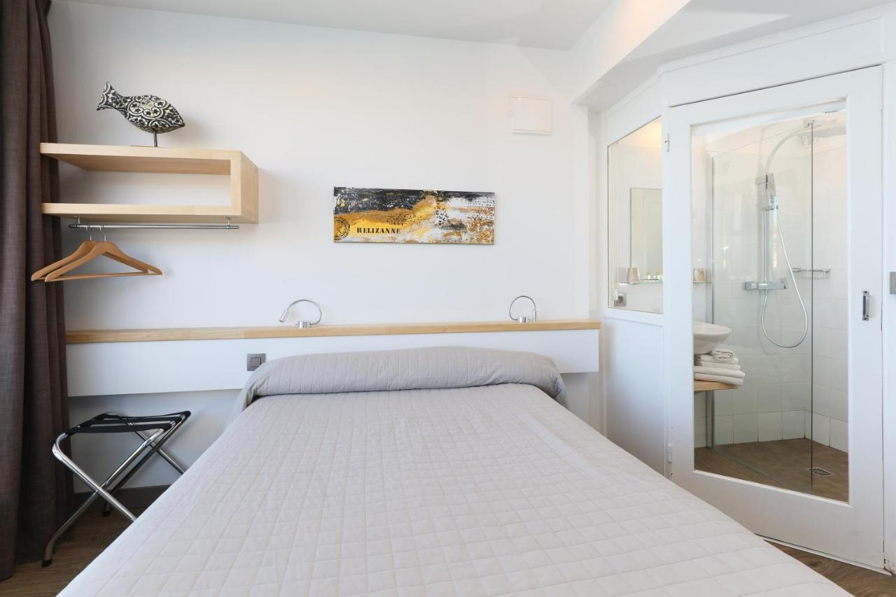 Petite Chambre Double avec Balcon - Vue sur Mer